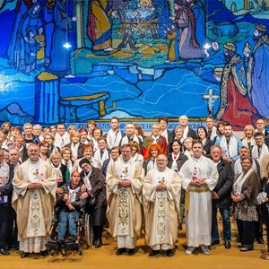 Vlč. Tenšek slavio misu u zajedništvu s hodočasnicima koji nisu mogli otići u Rim